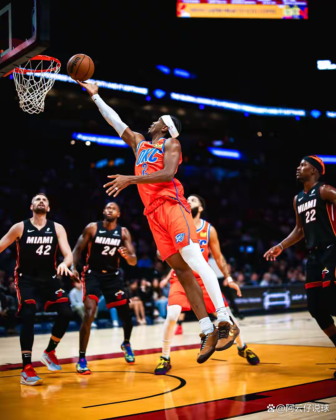 美国男篮逆转塞尔维亚男篮，阿德巴约高光表现