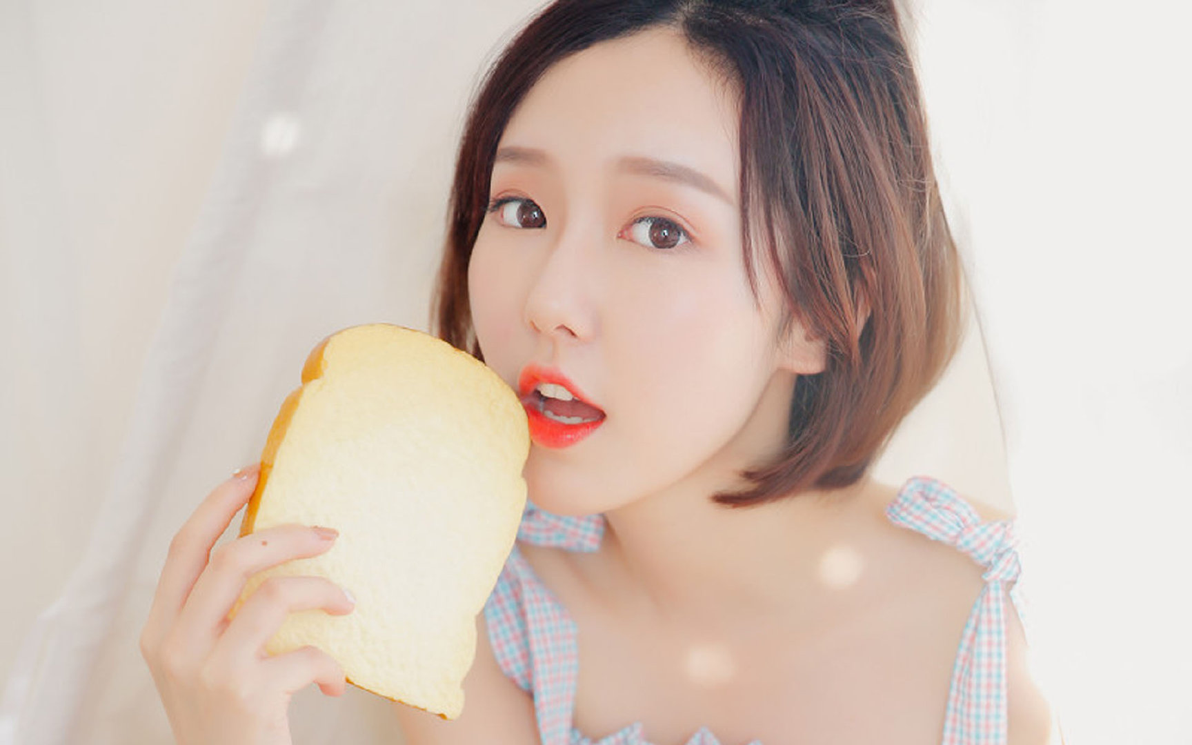 伦纳德末节15分一锤定音，尼克斯窒息防守锁死字母哥