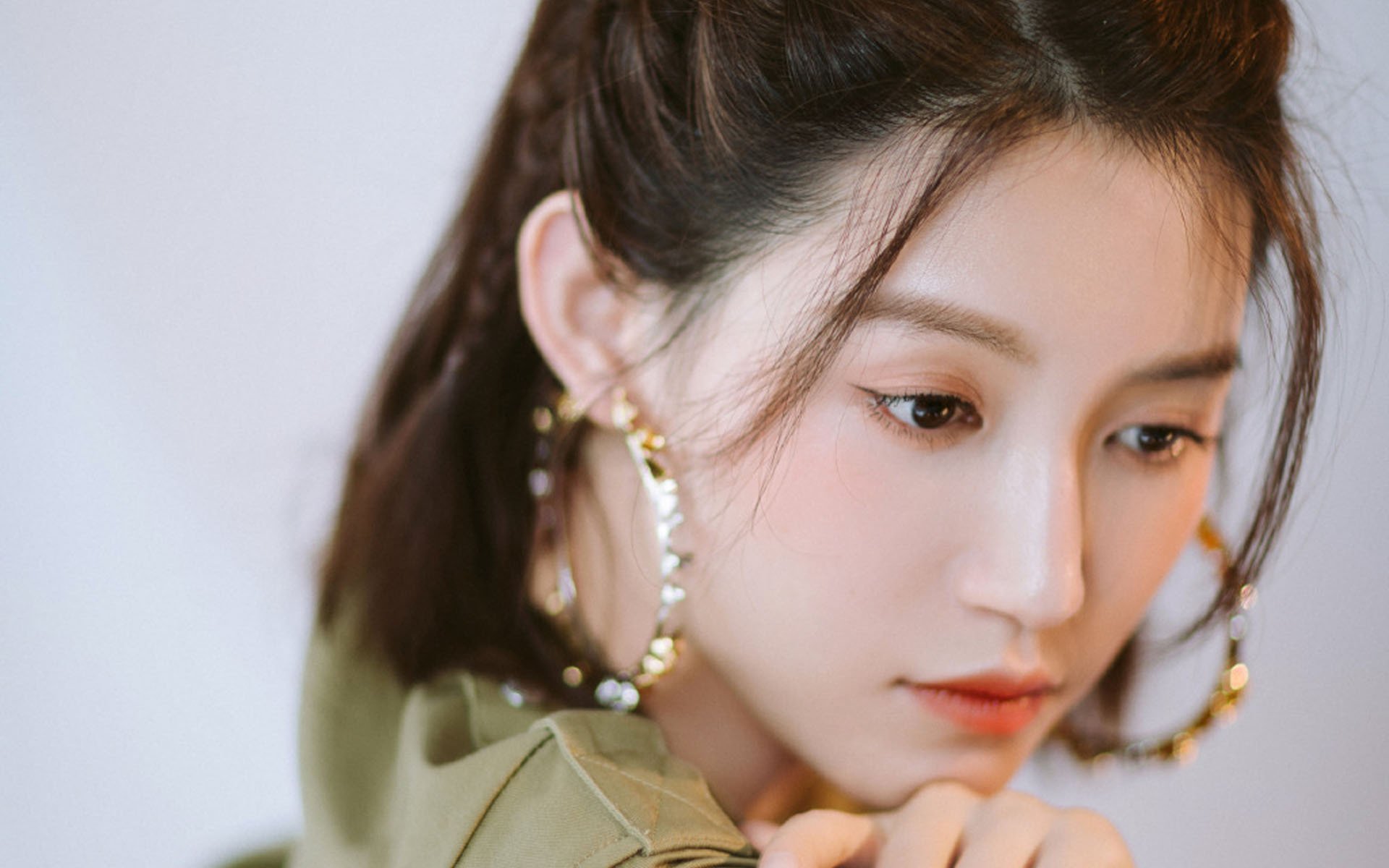 开云体育-希腊轻取智利，穆勒关键一传一射定乾坤，老将的智慧照亮胜利之路