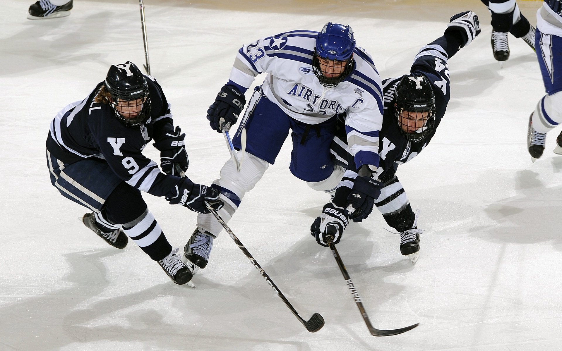 当约基奇成为攻防转换轴心，太阳如何用一场关键战破解热火铁桶阵？