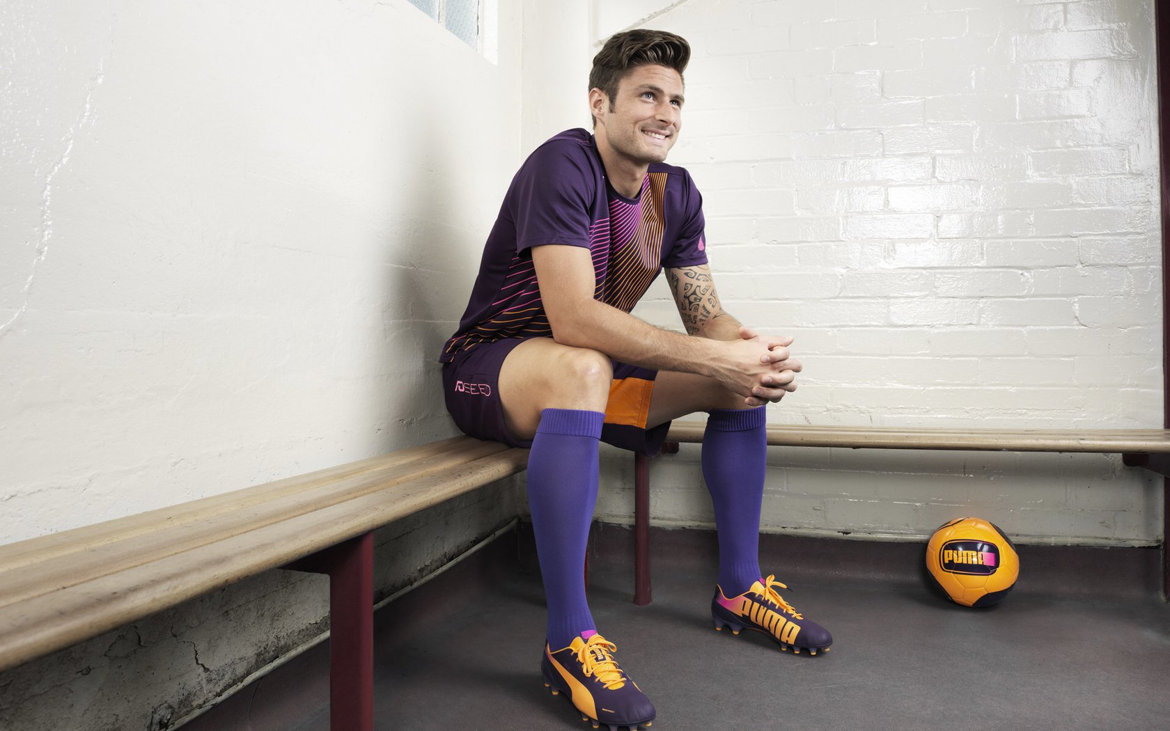 开云体育-萨拉赫一剑封喉！利物浦战术窒息马竞，埃及之王如何主宰伊比利亚战场？