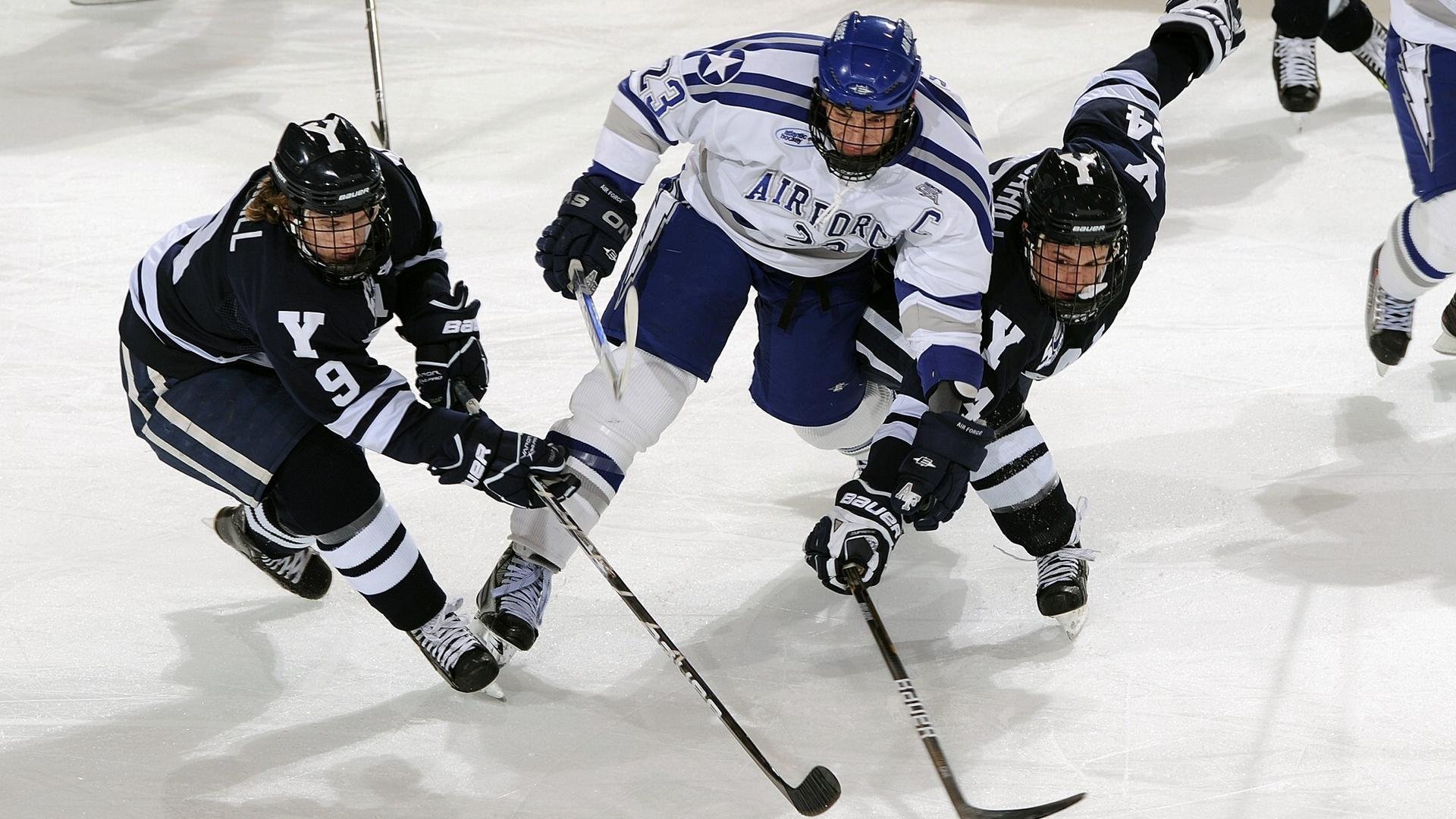 美洲杯颠覆夜!巴萨铁卫刷新历史,卫冕冠军被乌拉圭教育足球