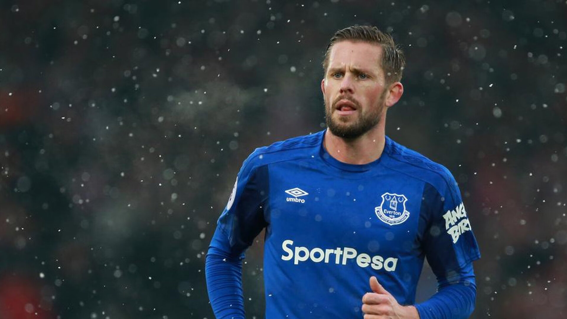 开云官网-虎啸魔术，深圳队如何用铁血防守与拉文的巨星时刻主宰比赛