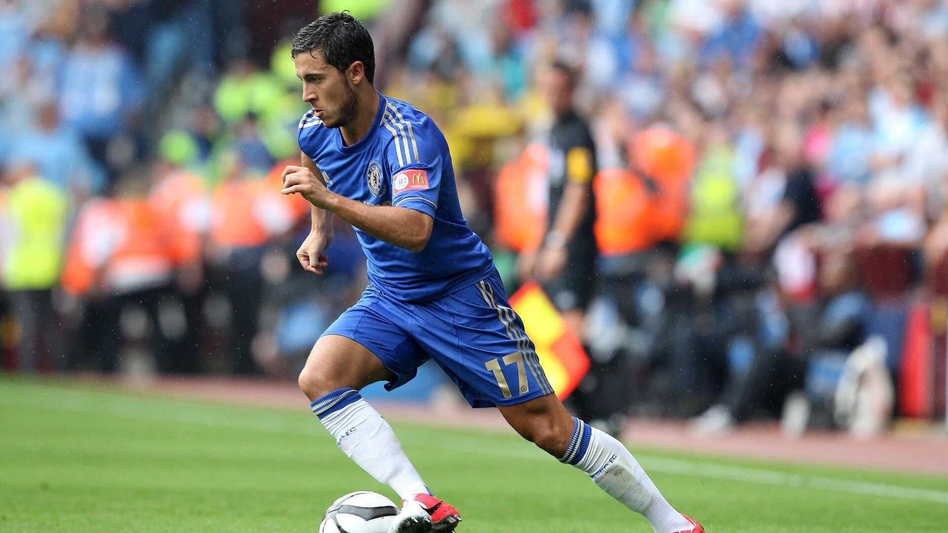 开云体育官方网站-巴拉圭碾压威尔士，本泽马抢七封神，体育世界中的压力与荣耀时刻